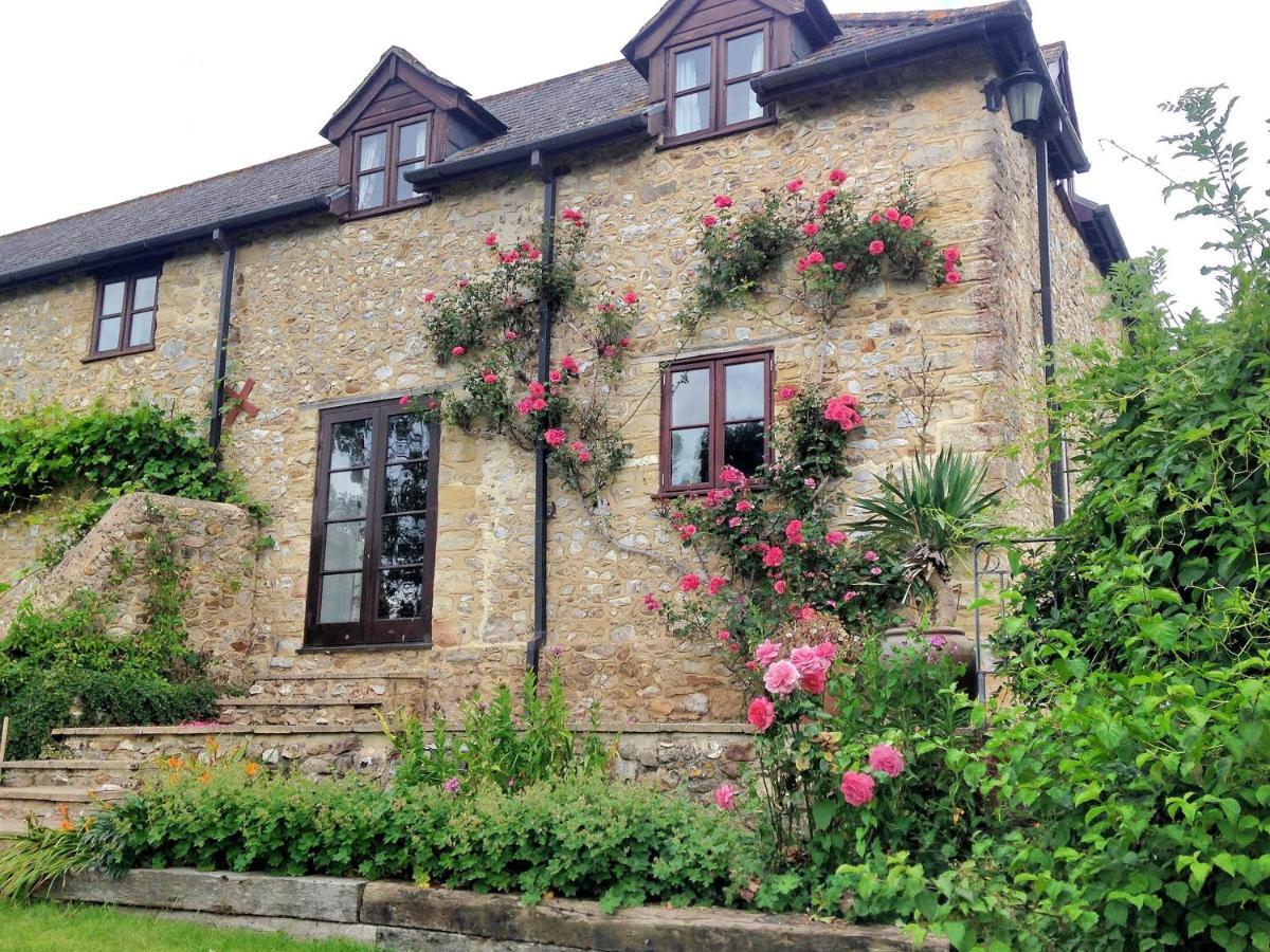 Rose Cottage Musbury Екстер'єр фото