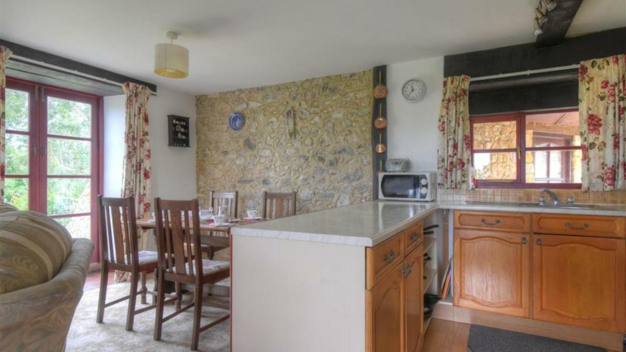Rose Cottage Musbury Екстер'єр фото